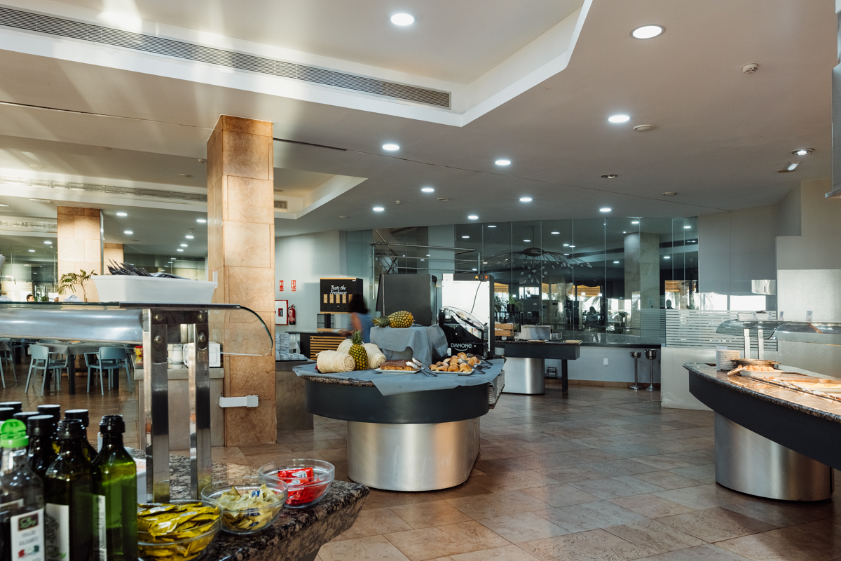 002_alta_senatoráguilas Buffet.jpg